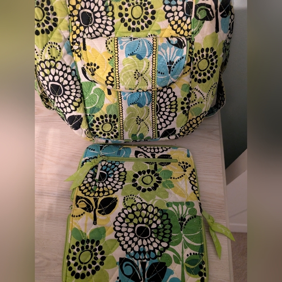 Vera Bradley purse set - Picture 5 of 5